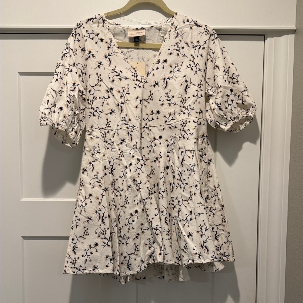 Light Cream Floral V-Neck Peplum Dress